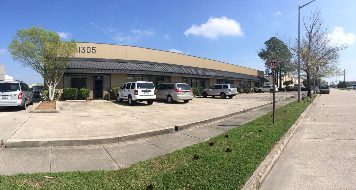 1305 Distributors Row, New Orleans, La - Industrial For Lease - Lacdb 