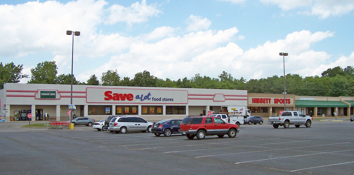 2000 By-Pass Rd, Paris, KY - Shopping Center for Lease - KCREA powered by Catylist