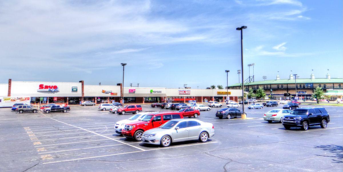 208 Legends Ln, Lexington, KY Shopping Center for Lease KCREA