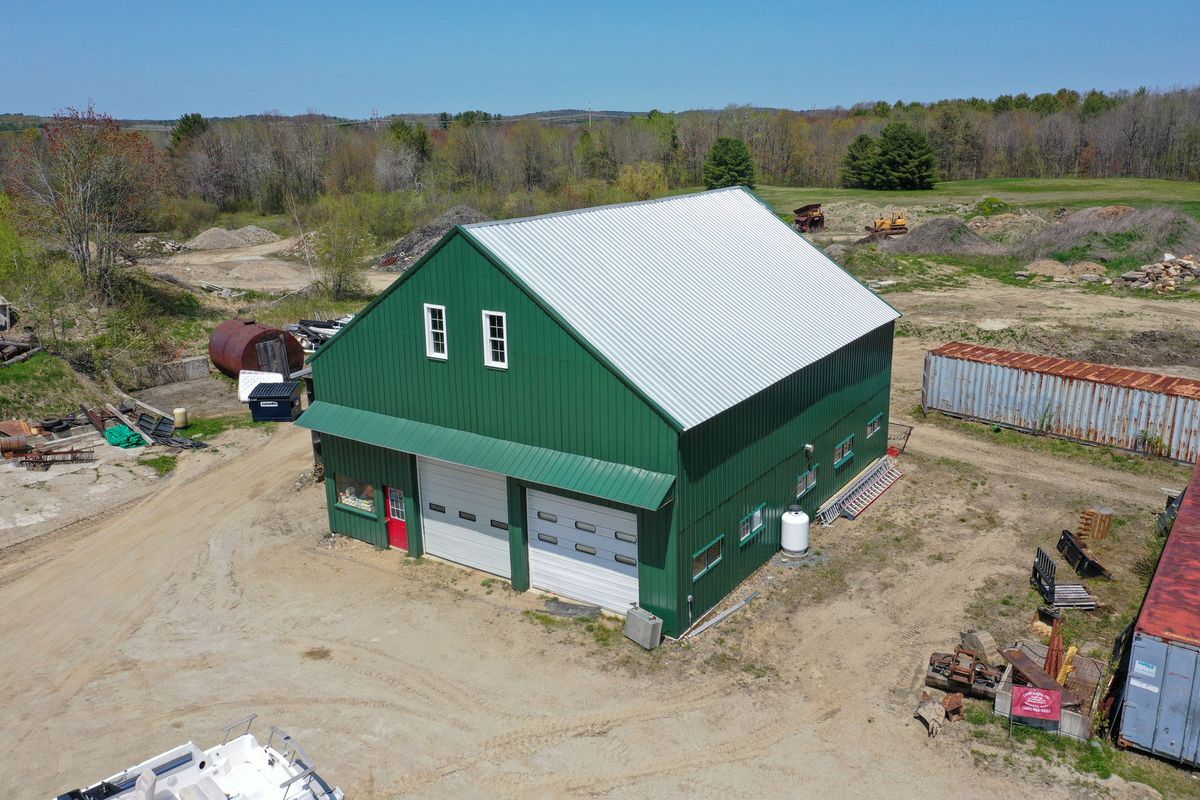 COMMERCIAL PROPERTY ON 26 ACRES FOR SALE
