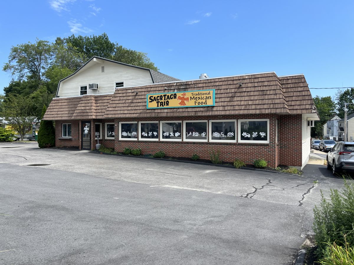 PROMINENT RESTAURANT FOR SALE
