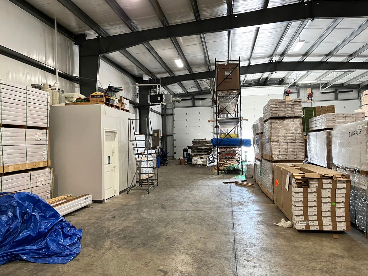 6,000 SF Warehouse for Sublease
